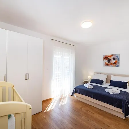 Dalmatia Pool Retreat