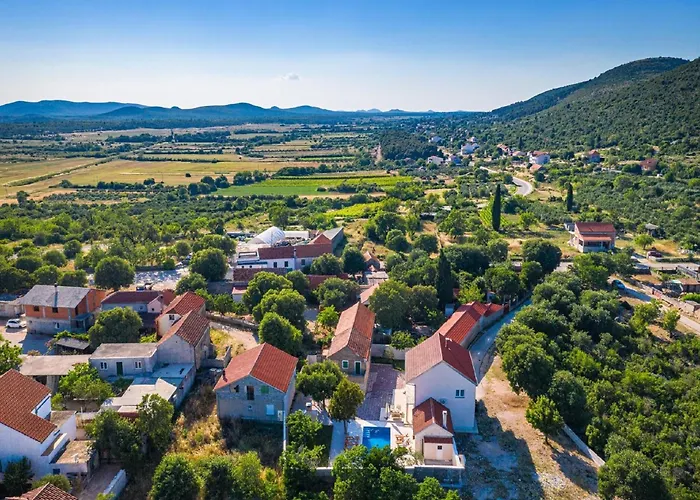Semesterbostad Dalmatia Pool Retreat
