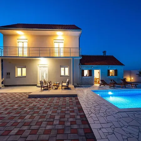 Dalmatia Pool Retreat * Stankovci (Zadar)