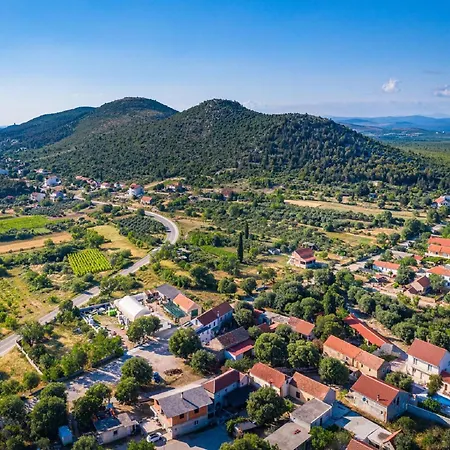 Casa vacanze Dalmatia Pool Retreat *