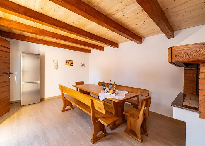 Dalmatia Pool Retreat Casa vacanze *